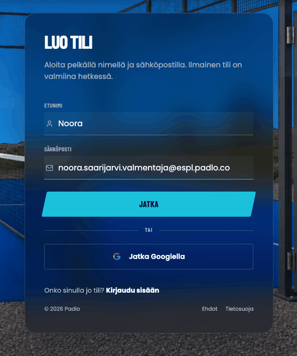 Rekisteröitymislomake, jossa on etunimi ja sähköpostiosoite