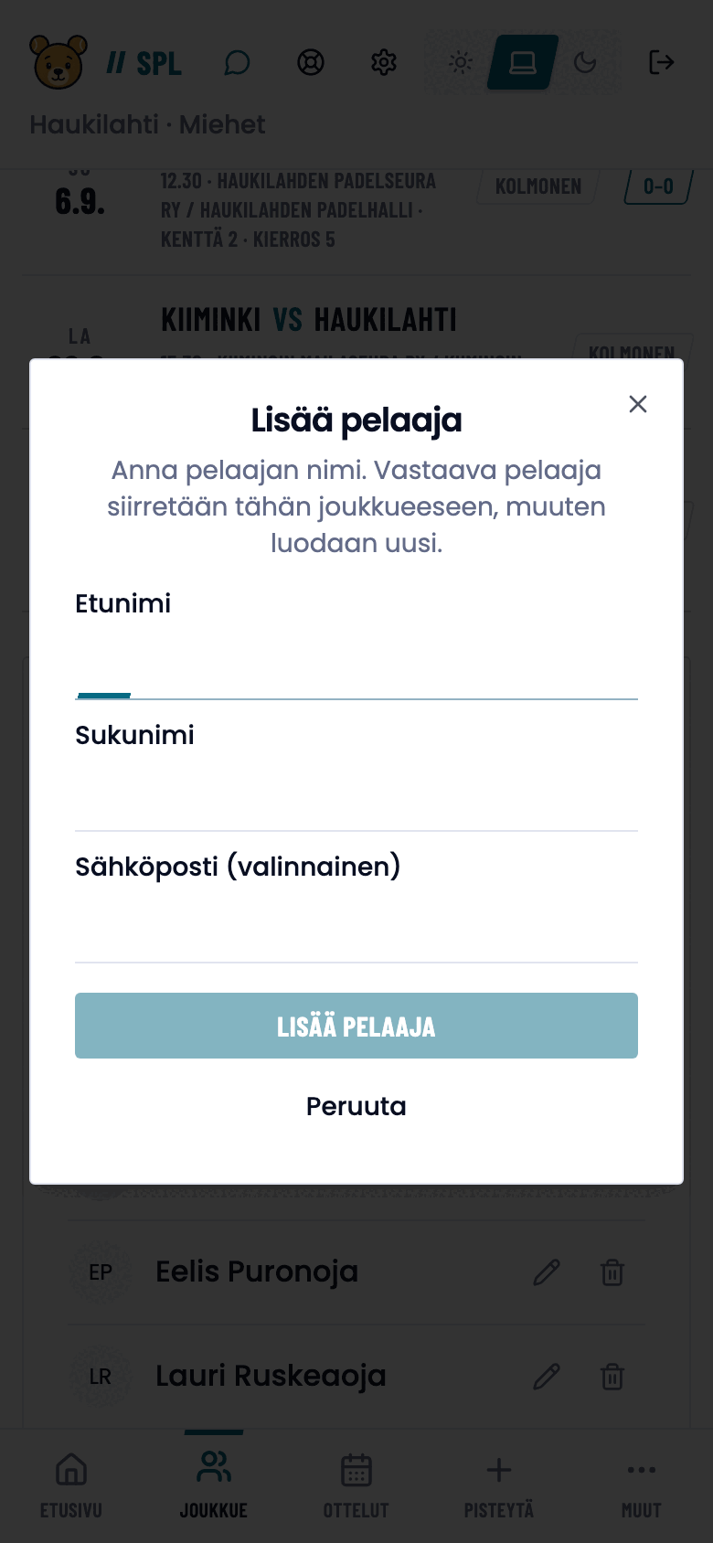 Lisää pelaaja -ikkuna, jossa etunimi-, sukunimi- ja sähköpostikenttä.